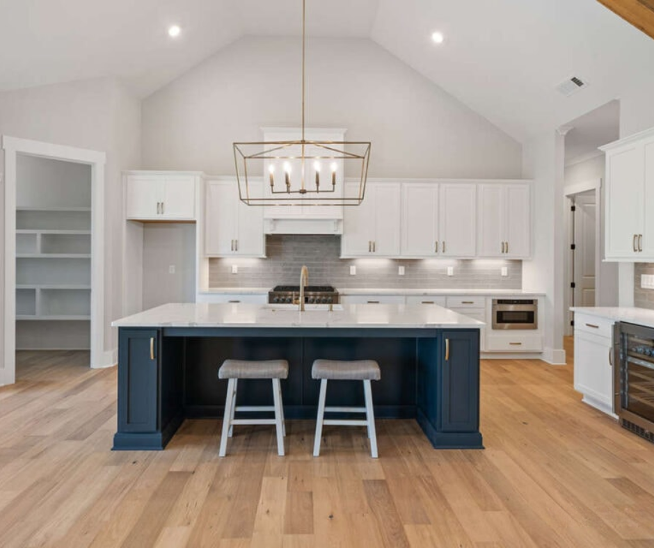 Bright and airy open-concept kitchen in Sarasota, FL, with modern finishes and plenty of natural light.