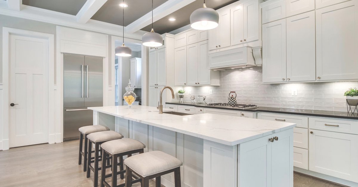 Custom-built kitchen cabinets with soft-close drawers and premium finishes in Sarasota, FL.